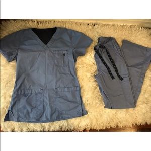Medcouture Scrub Set